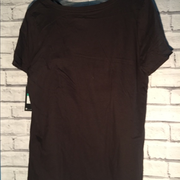 Nike tee - Picture 2 of 3